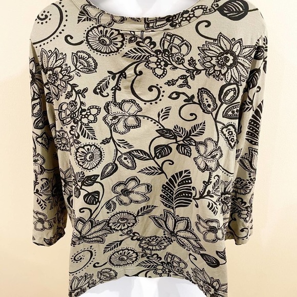 Hanna Andersson Floral Tie Front Top Green Large - Picture 2 of 12